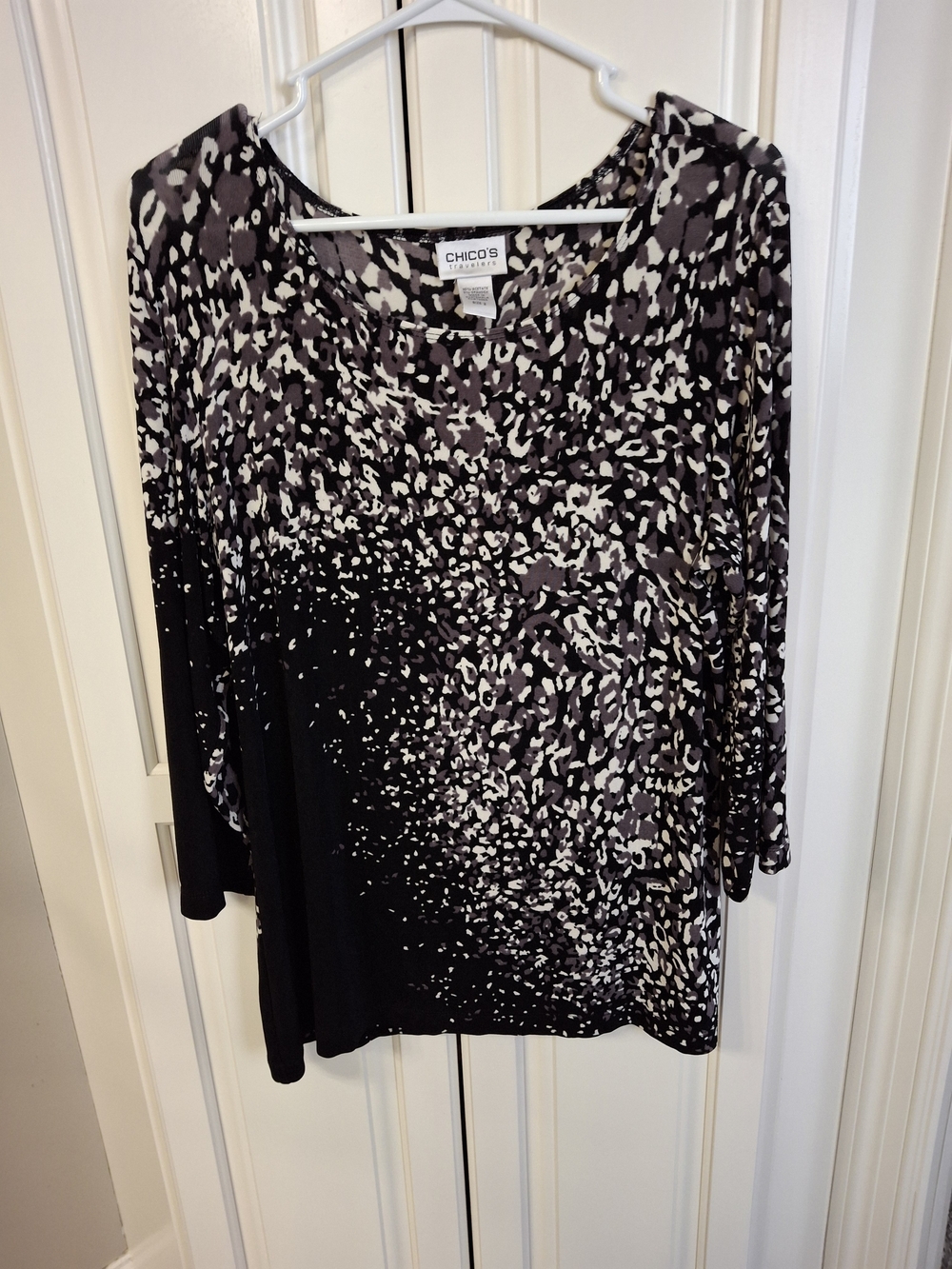 Chico's Black and Gray Leopard Print Scoop Neck Top